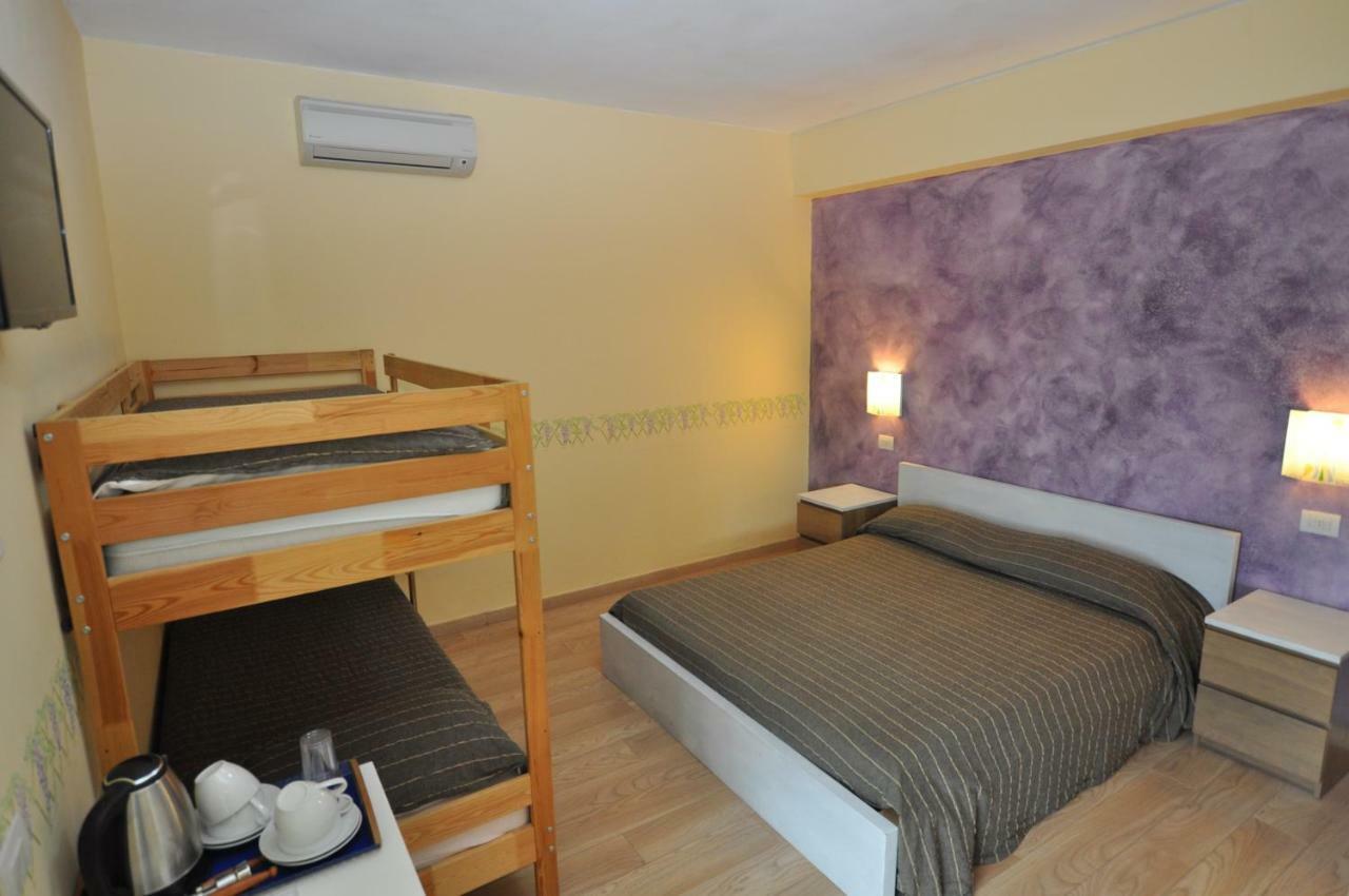 Agriturismo Costa Di Campo เวอนาซซา ภายนอก รูปภาพ